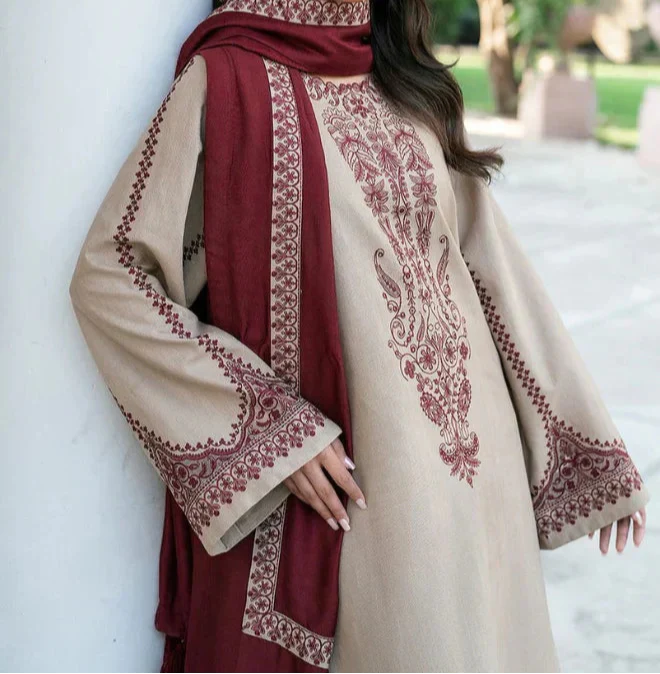 3 Piece - Unstitched Dhanak Suit Embroidered Suit With Digital Dhanak Shawl